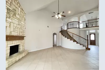 915 Hidden Lakes Drive, Cedar Hill, TX 75104 - Photo 6