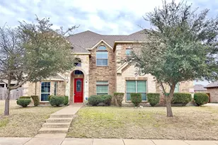 915 Hidden Lakes Dr, Cedar Hill, TX 75104 - Photo 2