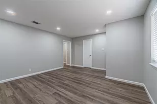 1205 Navaho St, Arlington, TX 76012 - Photo 8