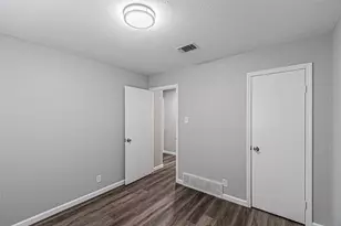 1205 Navaho St, Arlington, TX 76012 - Photo 12