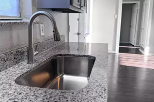 6208 Harmony Ln, Dallas, TX 75241 - Photo 4