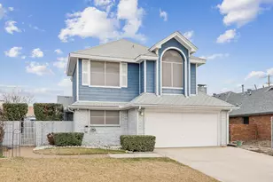 2204 Via Del Plata, Carrollton, TX 75006 - Photo 2