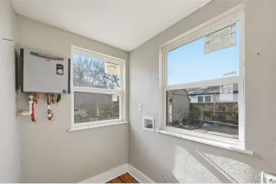 2639 Burger Avenue, Dallas, TX 75215 - Photo 6