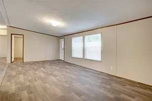 2509 Elk Trail, Granbury, TX 76048 - Photo 4