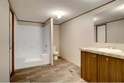 2509 Elk Trail, Granbury, TX 76048 - Photo 10