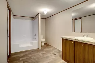 2509 Elk Trail, Granbury, TX 76048 - Photo 10