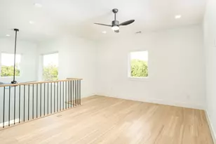 5851 Millar Dr, Dallas, TX 75236 - Photo 16