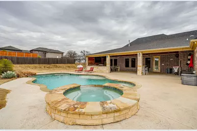 8895 Hutcheson Hill Road, Springtown, TX 76082 - Photo 30