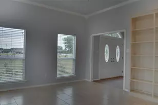 105 Country Green Ct, Weatherford, TX 76087 - Photo 8