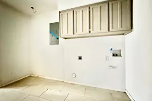 1921 Ashley Dr, Fort Worth, TX 76134 - Photo 12