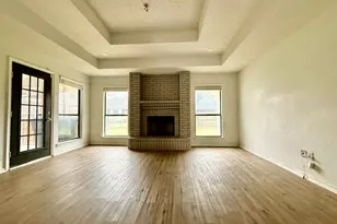 1921 Ashley Dr, Fort Worth, TX 76134 - Photo 2