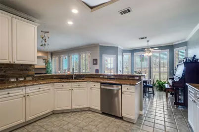 307 Chestnut Cove Circle, Southlake, TX 76092 - Photo 16