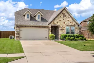 560 Winnetka Dr, Oak Point, TX 75068 - Photo 2