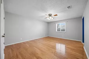 1721 High Ridge Rd, Benbrook, TX 76126 - Photo 16