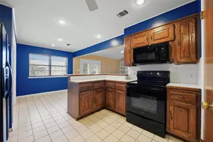 1721 High Ridge Rd, Benbrook, TX 76126 - Photo 10