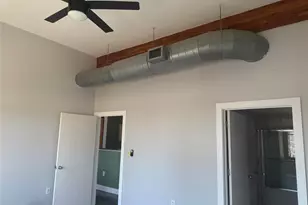 2502 Live Oak St, Dallas, TX 75204 - Photo 18