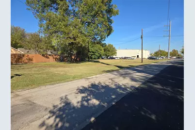 221 Haskell Drive, Garland, TX 75040 - Photo 12