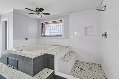 2848 Azalea Lane, Groves, TX 77619 - Photo 14