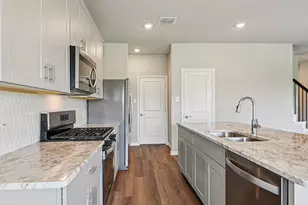 2015 Carriage Ct, Seagoville, TX 75159 - Photo 4