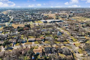 2002 Cottie Ln, Arlington, TX 76010 - Photo 34