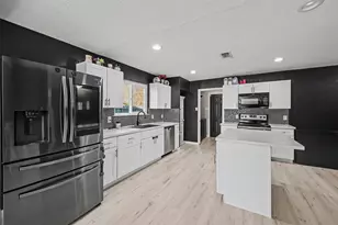 2002 Cottie Ln, Arlington, TX 76010 - Photo 12