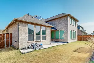 691 Meandering Ln, Frisco, TX 75033 - Photo 32