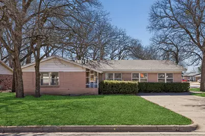 100 Oakhurst Drive, Hurst, TX 76053 - Photo 1