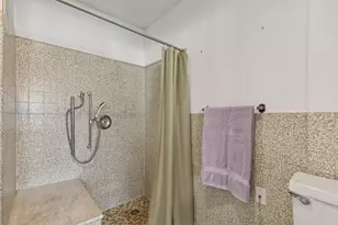 100 Oakhurst Dr, Hurst, TX 76053 - Photo 20