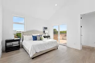 727 W 10th St, Dallas, TX 75208 - Photo 26