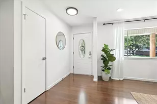 212 Glenn Dr, Hurst, TX 76053 - Photo 2