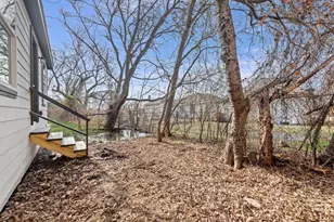 1553 Harris Ct, Dallas, TX 75223 - Photo 18