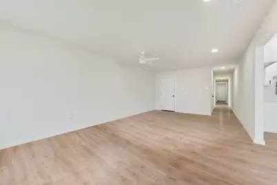 1553 Harris Court, Dallas, TX 75223 - Photo 4