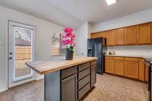 800 Mahogany Dr, Anna, TX 75409 - Photo 10