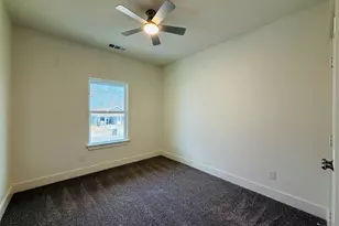 1205 Hemphill St, Greenville, TX 75401 - Photo 8