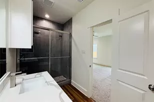 1205 Hemphill St, Greenville, TX 75401 - Photo 10