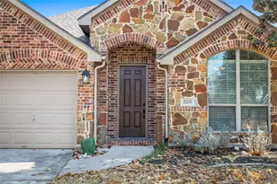 2235 Wildrose Dr, Little Elm, TX 75068 - Photo 4