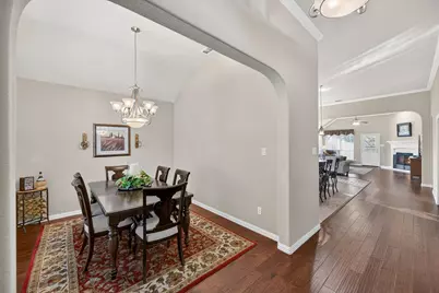 2931 Trail Lake Drive, Grand Prairie, TX 75054 - Photo 6