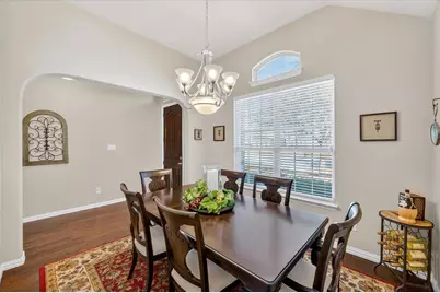 2931 Trail Lake Drive, Grand Prairie, TX 75054 - Photo 8