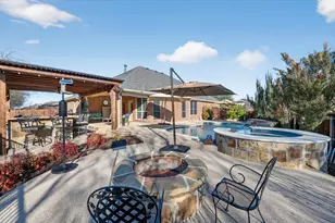 2931 Trail Lake Dr, Grand Prairie, TX 75054 - Photo 32