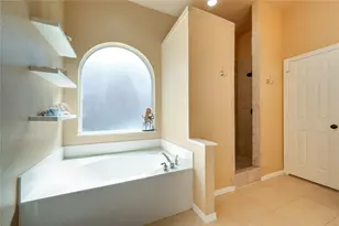 1405 Kingsbrook Cir, McKinney, TX 75072 - Photo 24