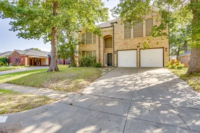 519 Deerwood Drive, Burleson, TX 76028 - Photo 2