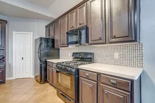 519 Deerwood Dr, Burleson, TX 76028 - Photo 14