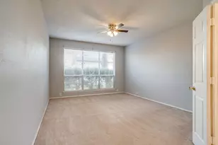519 Deerwood Dr, Burleson, TX 76028 - Photo 18