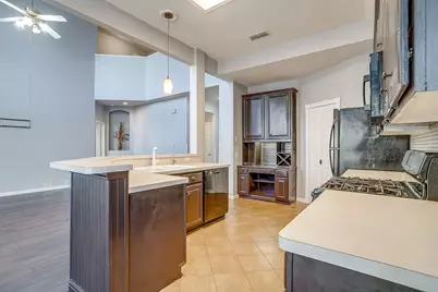 519 Deerwood Drive, Burleson, TX 76028 - Photo 12