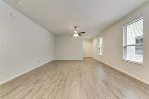 1033 King St, Aubrey, TX 76227 - Photo 4