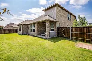1018 Hoxton Ln, Forney, TX 75126 - Photo 38