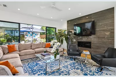 9733 Mixon Drive, Dallas, TX 75220 - Photo 4