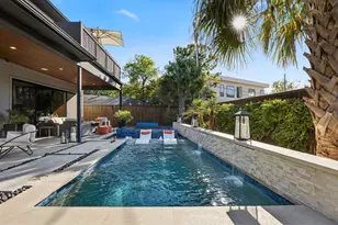 9733 Mixon Dr, Dallas, TX 75220 - Photo 20