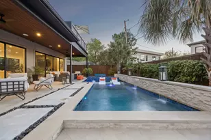 9733 Mixon Dr, Dallas, TX 75220 - Photo 26