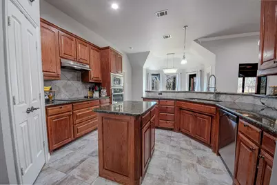 9001 Ravenswood Road, Granbury, TX 76049 - Photo 16